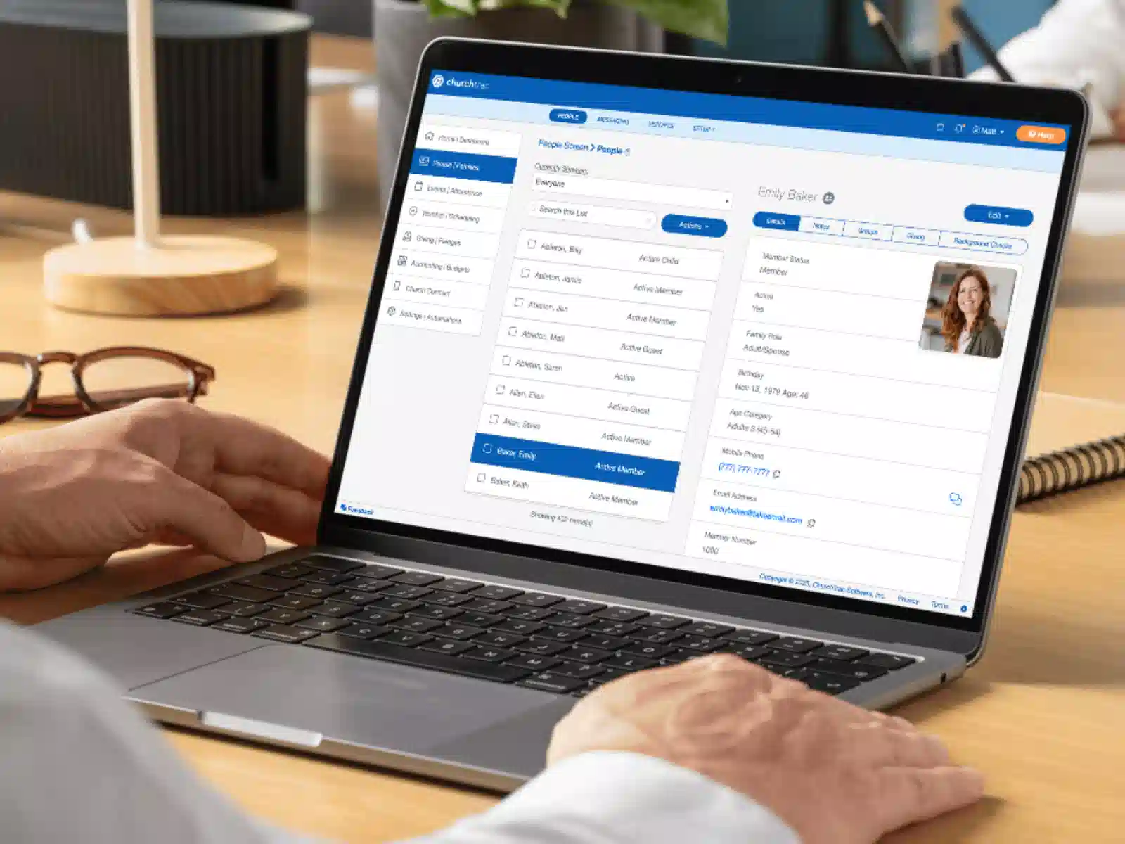 People Screen