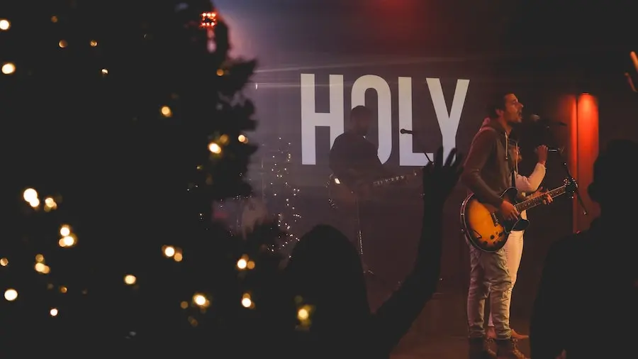 When Should My Church Be Singing Christmas Music?