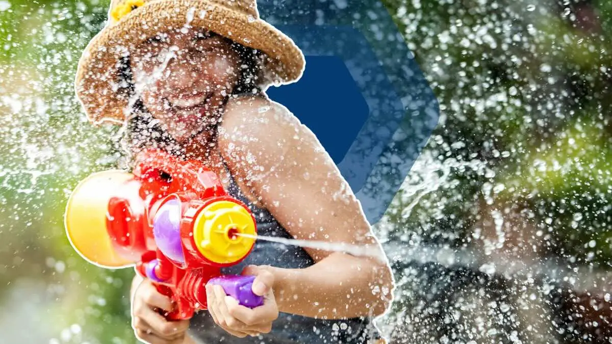23 Super-Soaked Youth Group Water Games